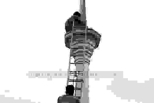Mentally ill youth climbs mosque minaret